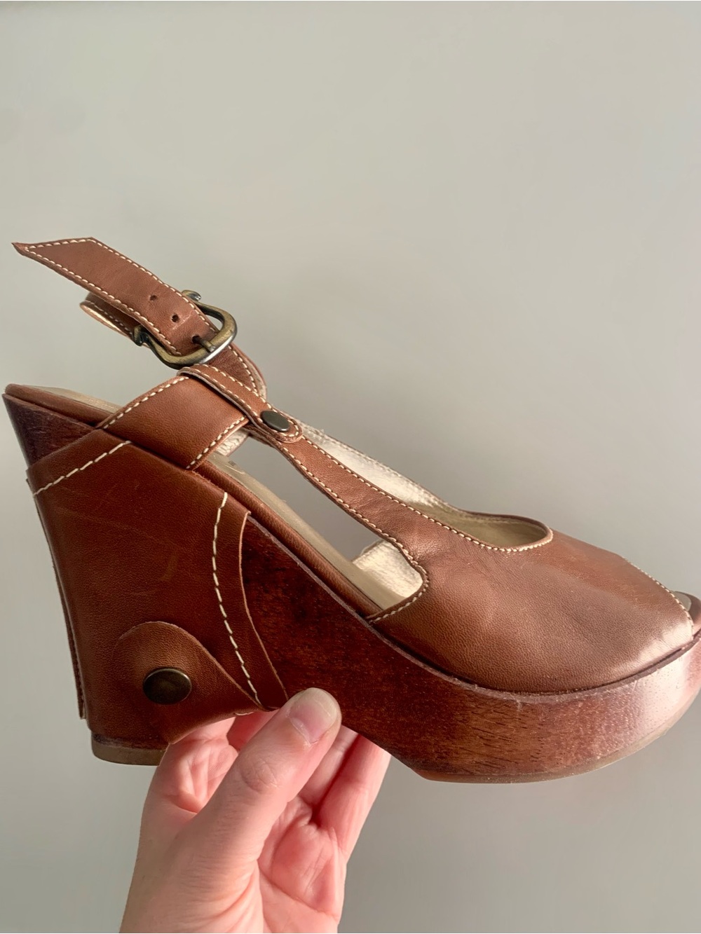 ✨ Rare Vintage True Religion Handmade Wooden Platform Sandals ✨